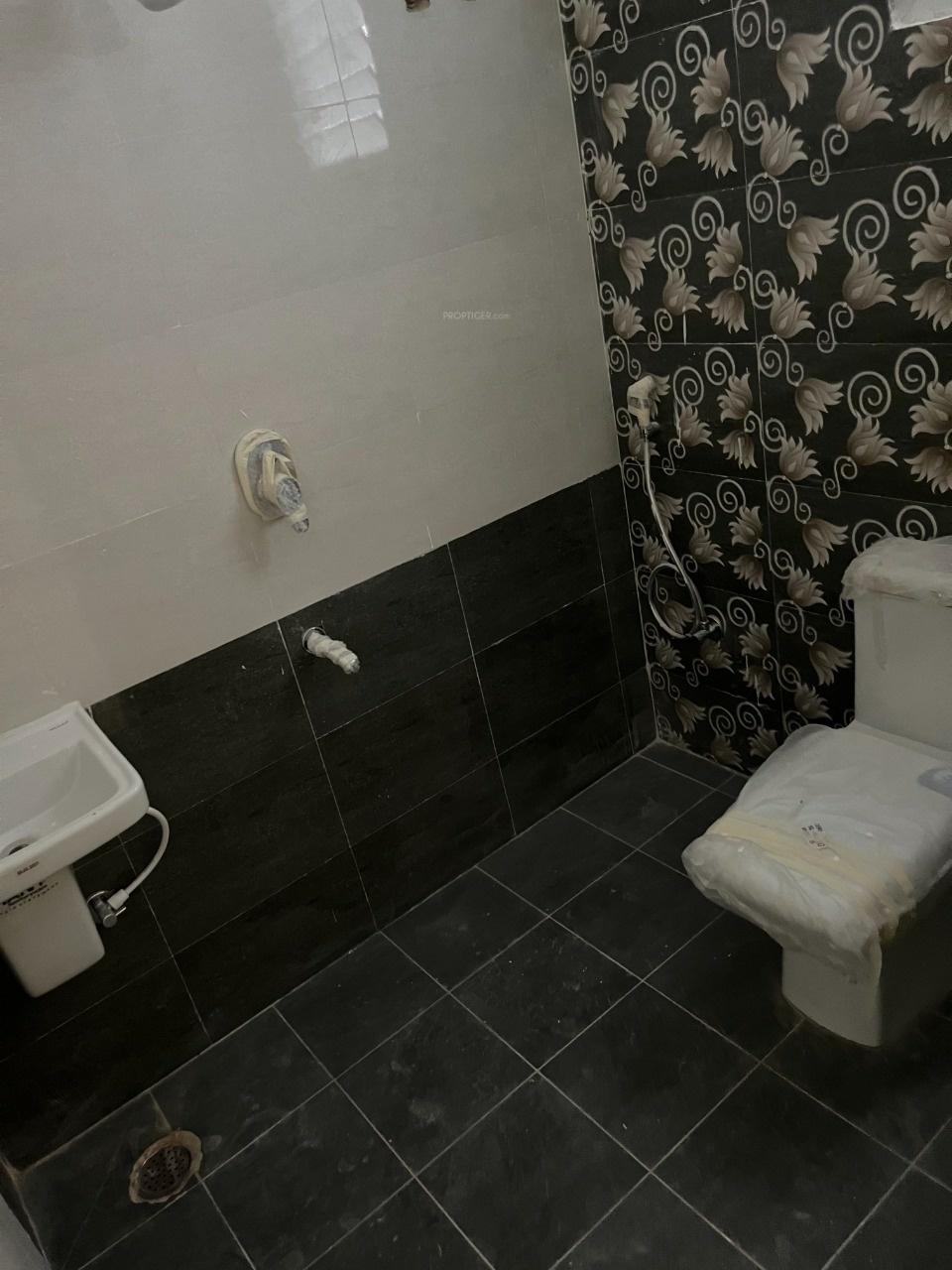  serene-grand Bathroom