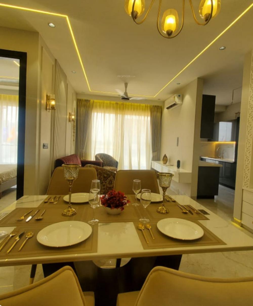  cbs-luxury-builder-floors Dining Area