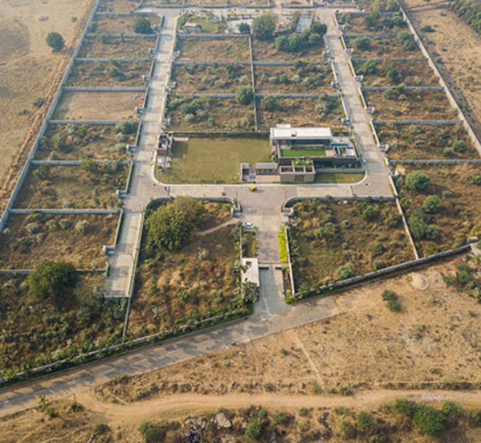 Le Parque Weekend Home Villas