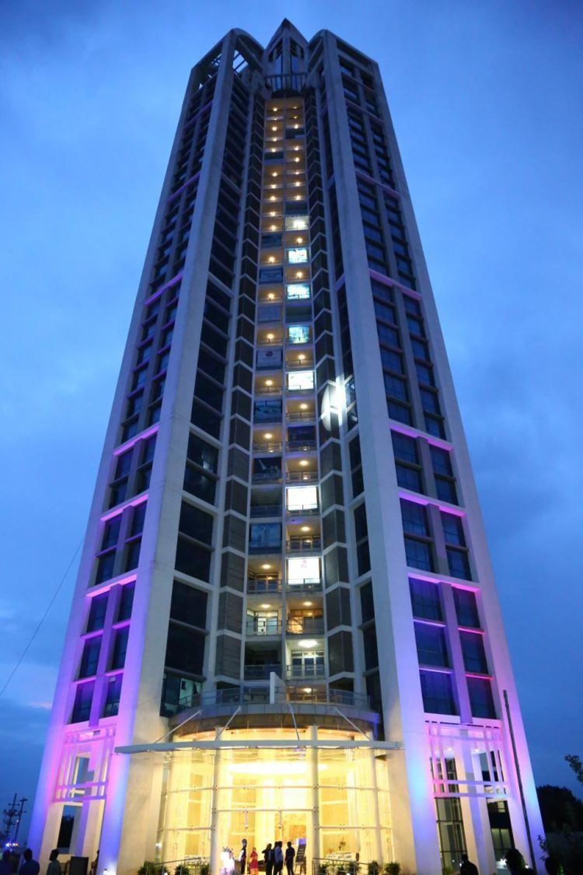 Images for Elevation of Mantri Pinnacle