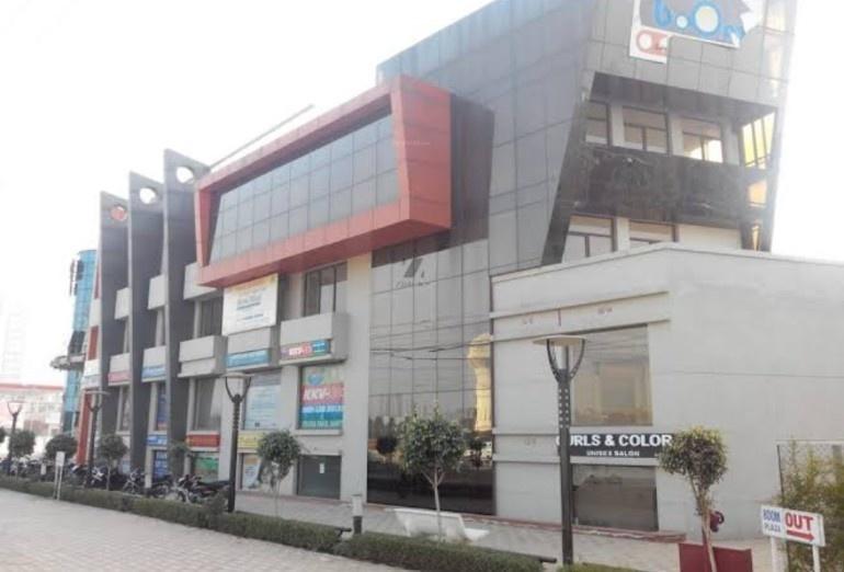 boom-plaza Elevation