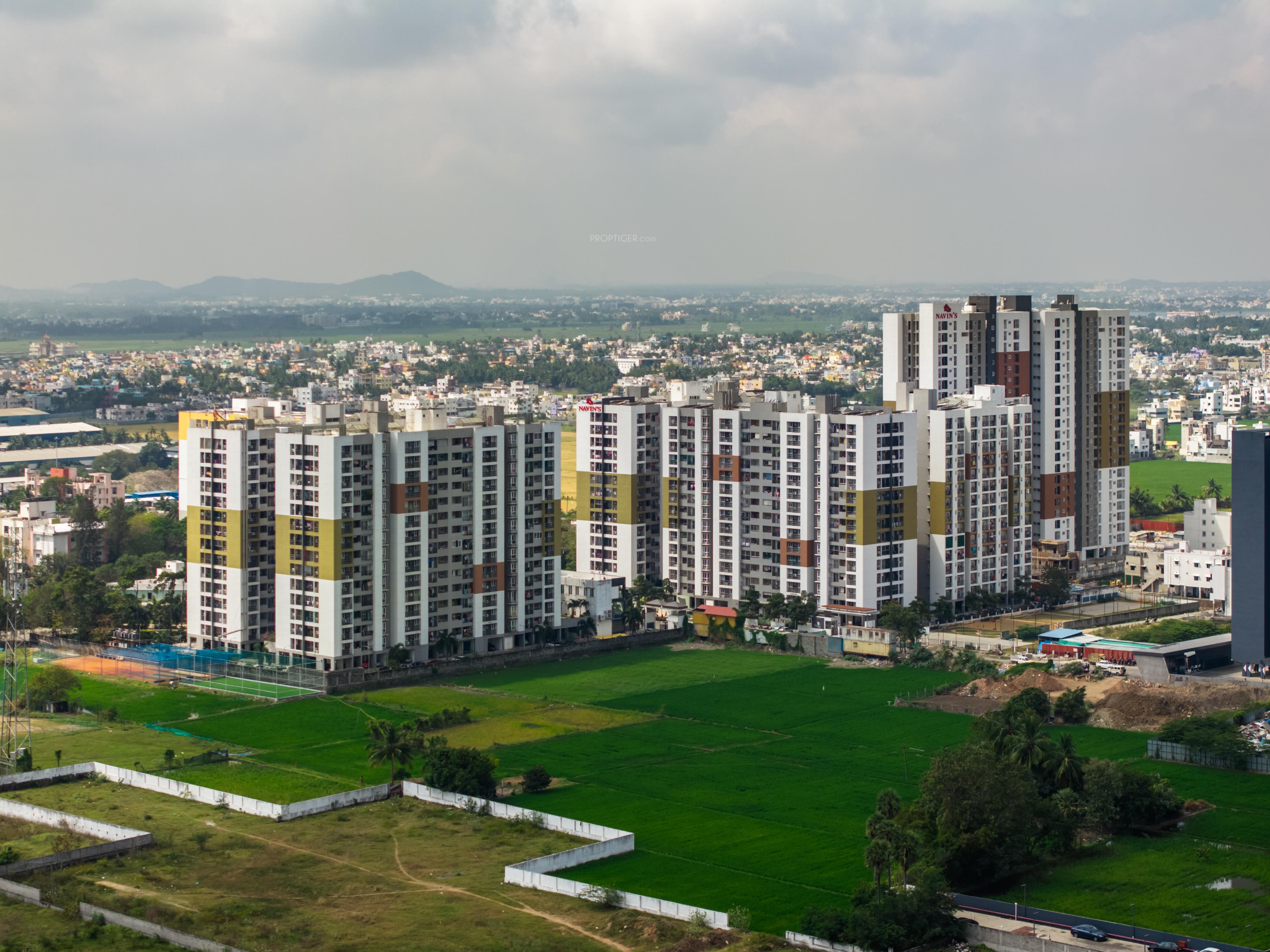 maple-sky-residences-at-navin-s-starwood-towers Elevation