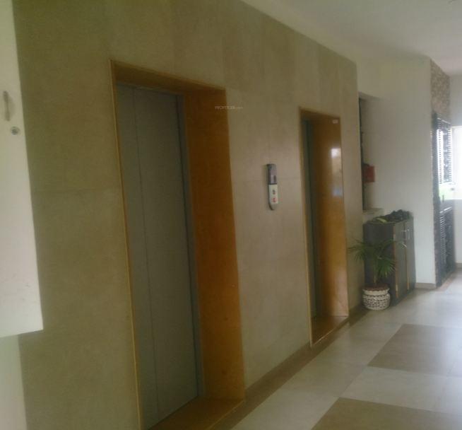 purab-a3-building Lift(s)