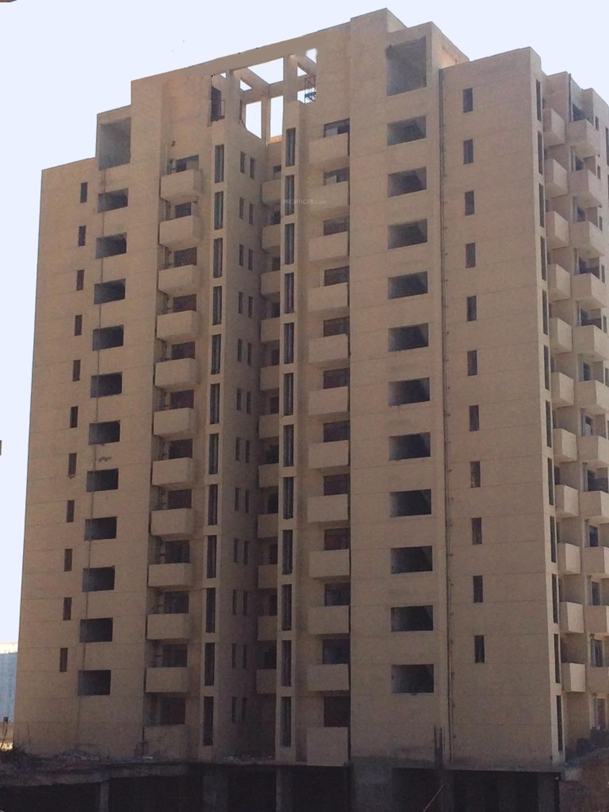 centrum-park Images for Elevation of Indiabulls Centrum Park