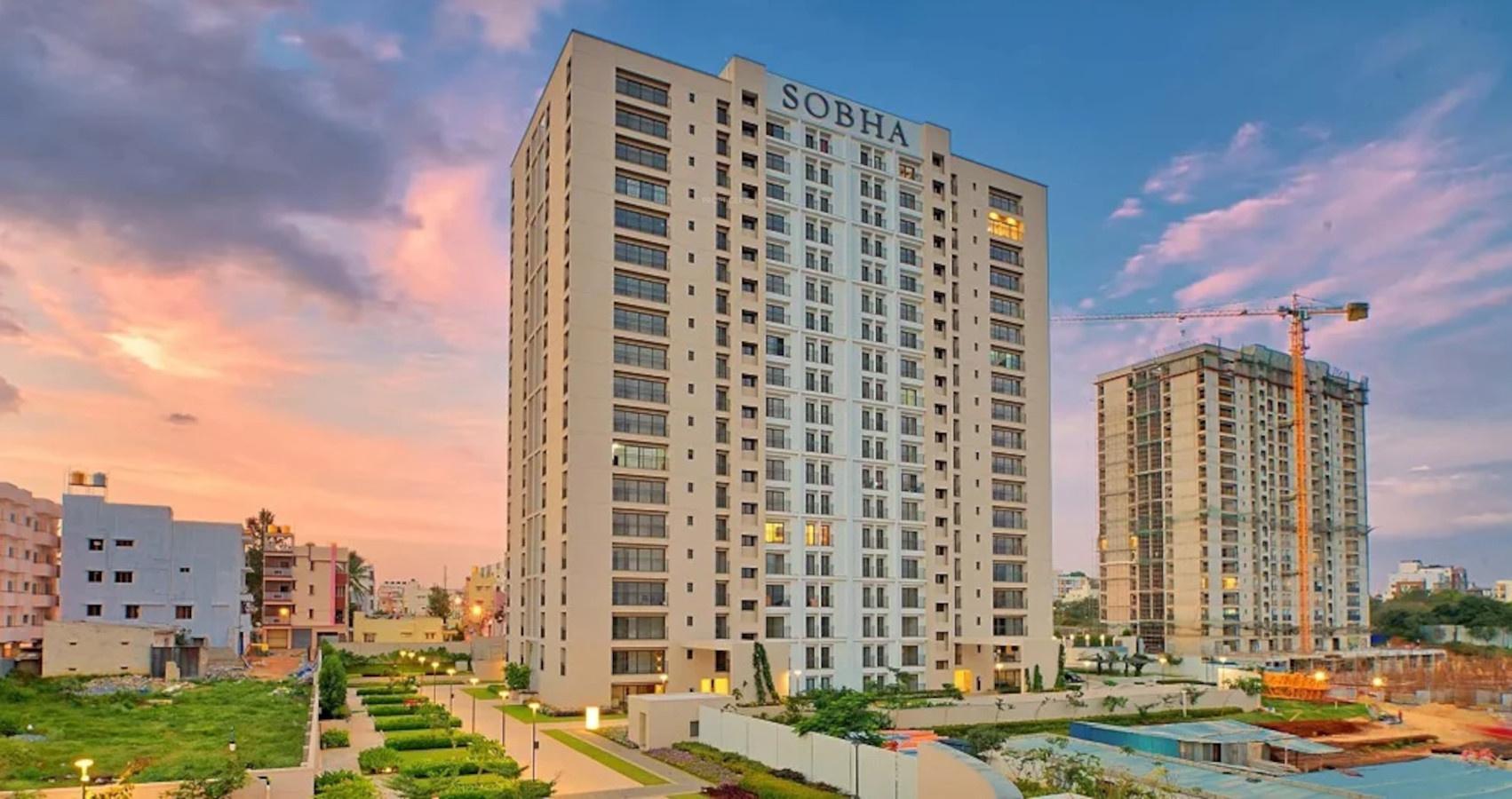 arena-the-square-and-pebble-court Elevation